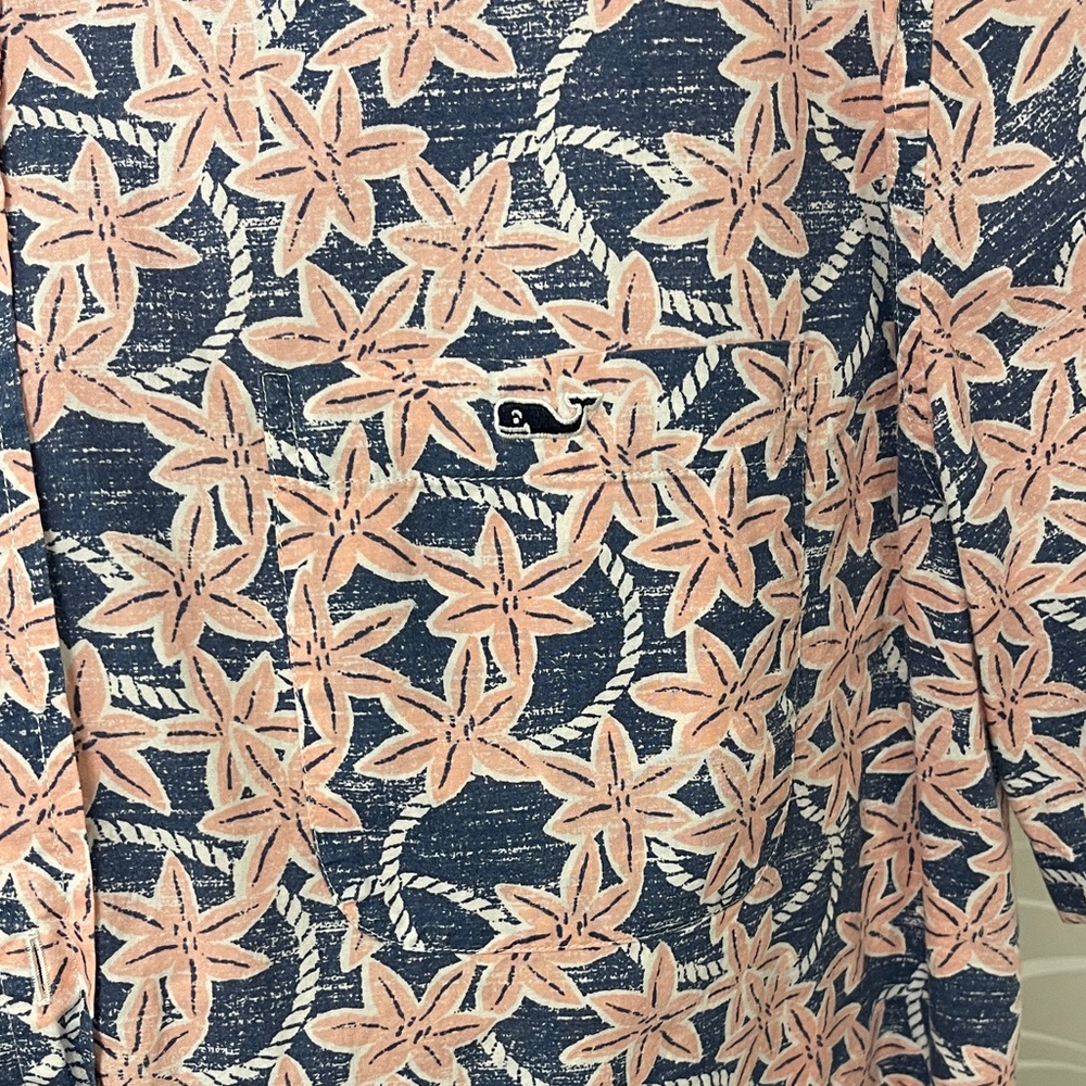 Vineyard Vines Men's Shirt with Pink and Blue Leaf Pattern - Picture 3 of 6